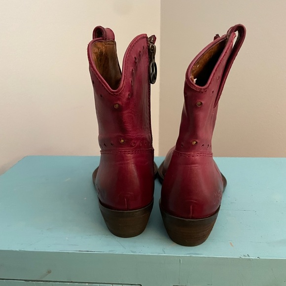 COPY - 🛍️2XHP🛍️ NIB LUCKY BRAND Red Western Boots - Picture 8 of 11